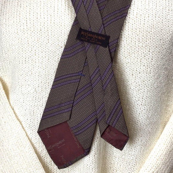 ⚜️VTG Yves Saint Laurent ‘Paris New York’ All Silk Purple Grey - Picture 6 of 7